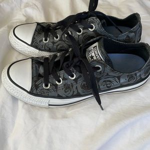 Converse Chuck Taylor All Star Low Top Sneakers - Black Rose Print